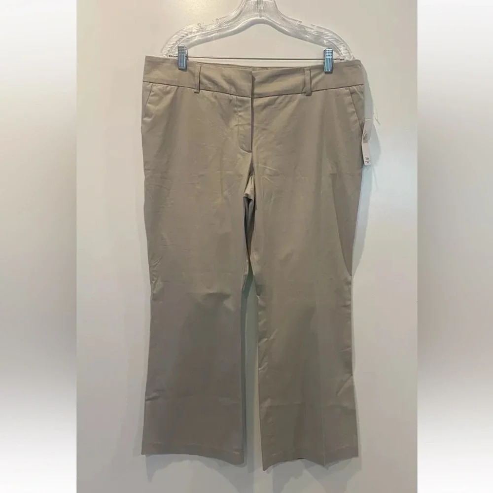 NWT Dalia Collection Beige Chino Pants Wide‎ Leg Womens Size 14P (1110)